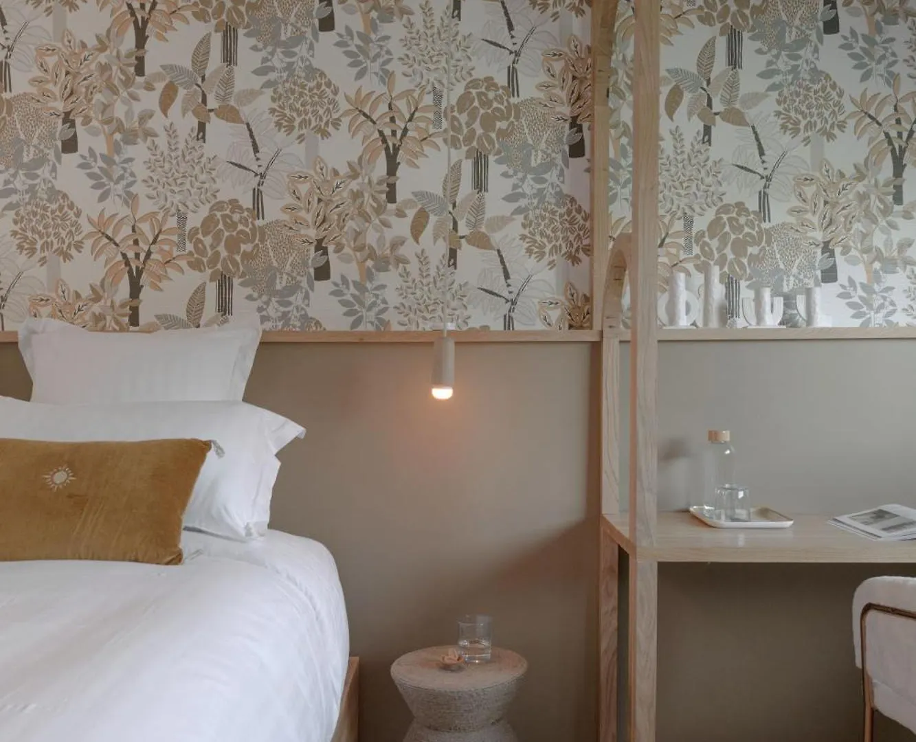 La Peniche - Bed And Bicycle - Vienne Hotel